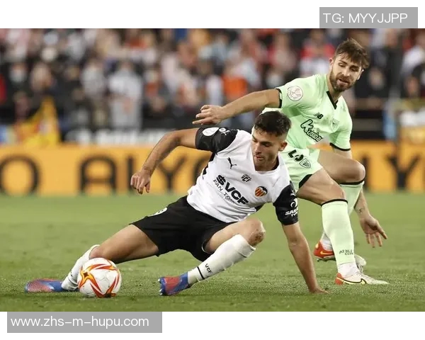 西甲保级大战来袭拉斯帕尔马斯与阿拉维斯首发阵容大猜想