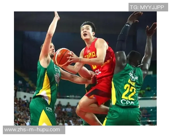 中国男篮迎战伊朗男篮全力争胜展现实力与团队精神